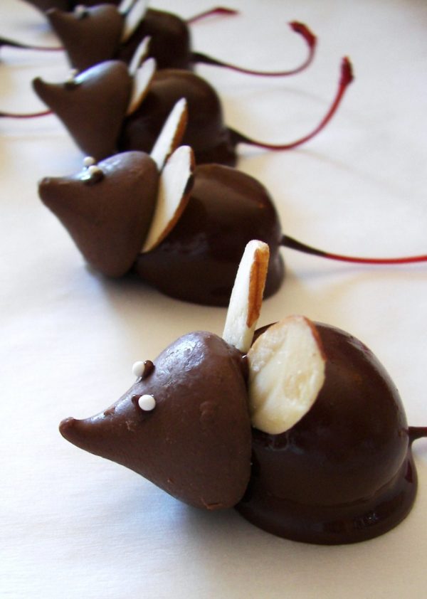 25 Easy Christmas Treats For Kids – Christmas Treat Ideas