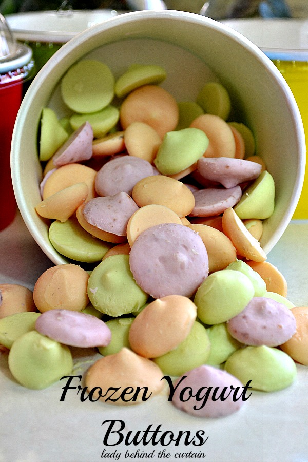 Frozen Yogurt Buttons by Lady Behind the Curtain