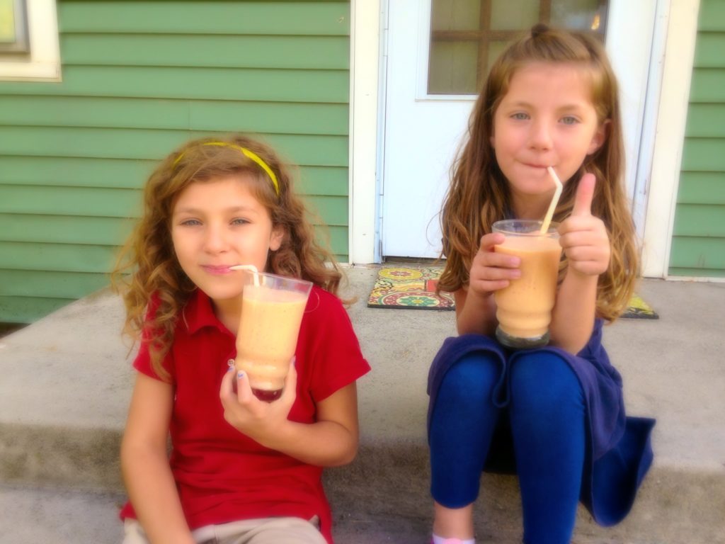 The After-School Smoothie that will make your kids #SnackandSmile! #ad #sponsored