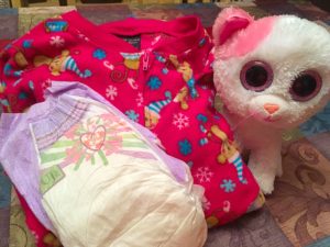 Great tips for sleepovers and traveling when you have a bedwetter. #RestEasyTonight @GoodNites