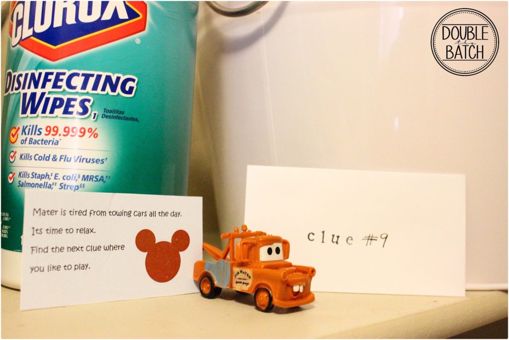 Adorable Disney Scavenger Hunt Clues to tell kids about a Disney Trip!