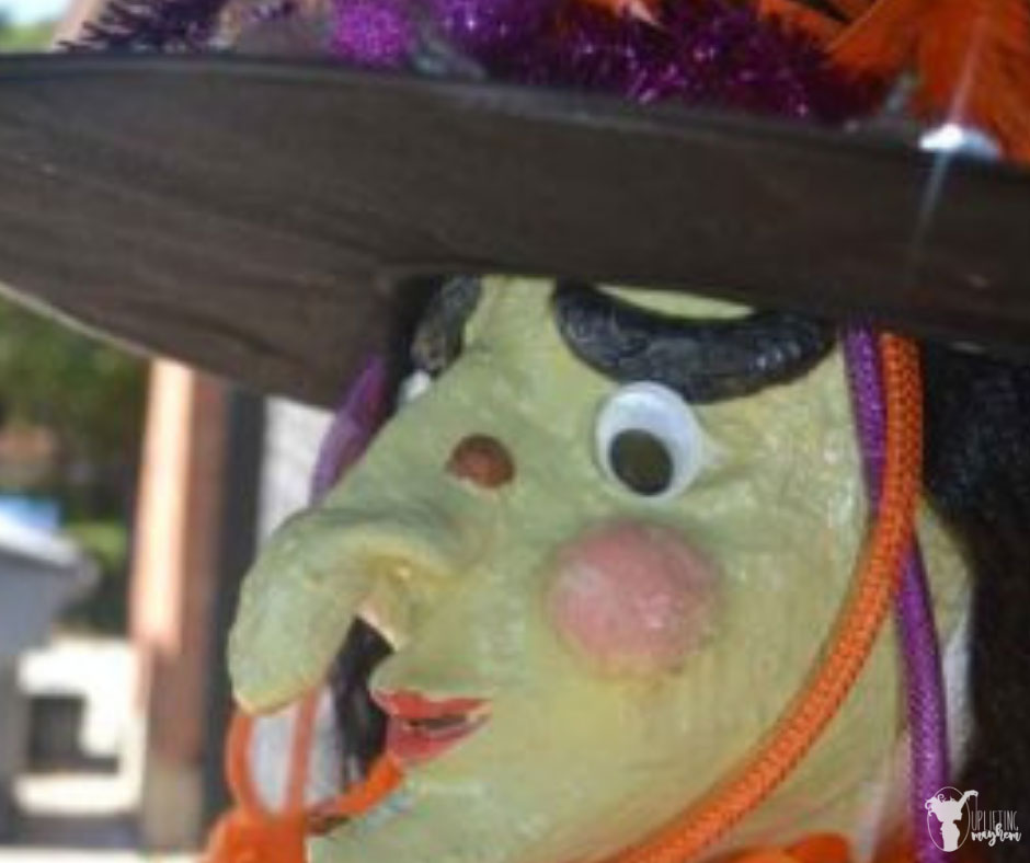 Create your own personalized life sized Halloween witch for your Halloween Decorations. You can put your life sized Halloween witch on your front porch or in your home to liven up your Halloween decor