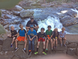 Sequoia National Park Ultimate Travel Guide: Everything you need to know about this amazing park. Routes, hikes, and lots of other tips to make your trip amazing!