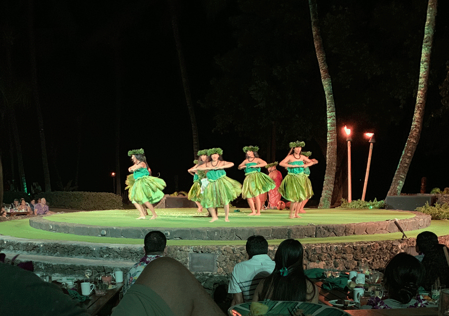 Luau Dancers