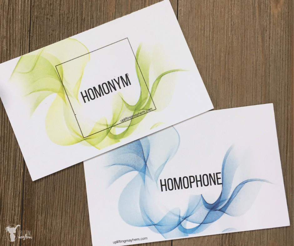 Homonyms vs Homophones can get confusing at times. Free printable with lots of examples of homophones and homonyms. Use daily in your homeschool and teach your kids what is the difference between a homonym vs homophone.